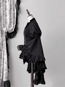 Dreaming of a Lolita top shirt with long sleeves, dark gothic style and a V-neck slimming base layer dreaming of a lolita top shirt with long sleeves, dark gothic style and a v neck slimming base layer