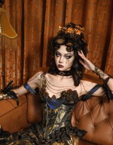 as the lights come on, a niche gilded corset fishbone corset dress from diancang heavy industry for christmas