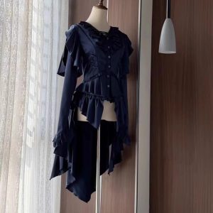 Retro medieval Gothic-style European women's wear, prince's shirt, lolita innerwear retro medieval gothic style european women