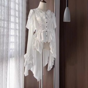 Retro medieval Gothic-style European women's wear, prince's shirt, lolita innerwear retro medieval gothic style european women