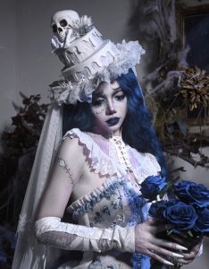 zombie bride, white gothic cake, skull, european dome, christmas tie hat