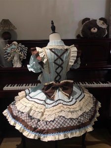 cute and sweet lolita dress with thin and delicate bear cookies