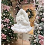 a romantic atmosphere for winter and autumn ceremonies, a date in a princess dress