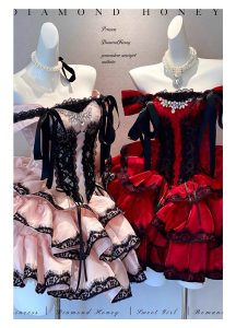 a romantic and elegant lace dress with a slimming look